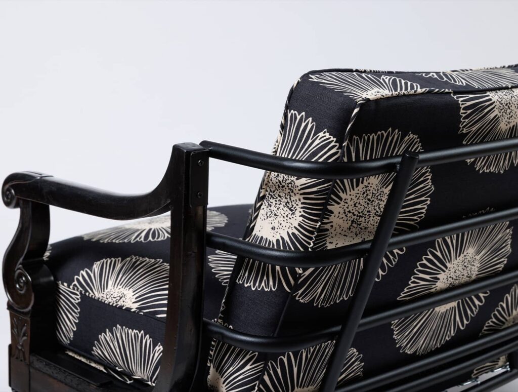 Fauteuil retravaillé